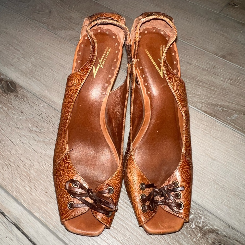 Brown wedges!
